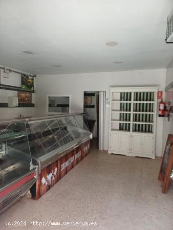 Local comercial en zona Madre de Dios - CADIZ