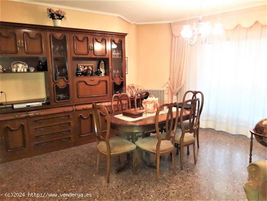 SE VENDE PISO, EN ZONA CIRCUNVALACIÓN- TAMOS. - ALBACETE