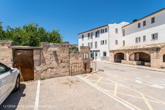 Terreno urbano de 200m2 con proyecto en Sineu - BALEARES