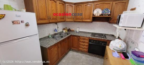  SE VENDE CASA EN ZONA SALESIANOS - CORDOBA 