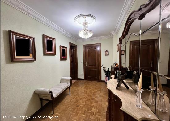 preciosa vivienda junto a Gran vía con garaje cerrado - SALAMANCA