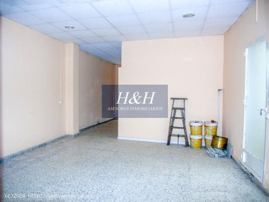 Se vende local diáfano en El Castell. / HH Asesores, Inmobiliaria en Burjassot/ - VALENCIA