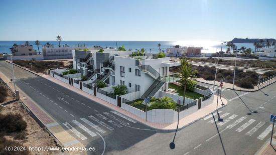 CASA  DE LUJO CON ESPECTACULARES VISTAS A LA PLAYA - MURCIA