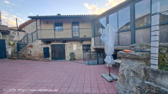 ¡Encantadora Casa RÚSTICA!  totalmente restaurada. Excelente ubicación: TABOADELA. - ORENSE