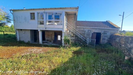  CASA DE PIEDRA, no adosada, calefacción, con FINCA de 4.000 m2 cerca de MASIDE. - ORENSE 