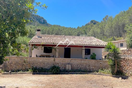 Encantadora finca con piscina, en pleno paraje natural, en Pugpunyent. - BALEARES