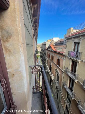 Alquiler temporal en el centro de Barcelona - BARCELONA