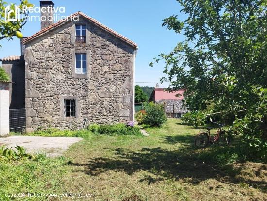 Casa rústica en O Sisto - A CORUÑA