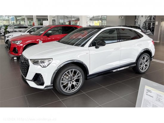 Se Vende AUDI Q3 Sportback 35 TFSI 110kW(150CV) S tronic Black Line