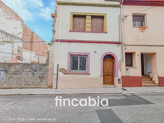 Unifamiliar adosada en venta  en Santa Coloma de Farners - Girona