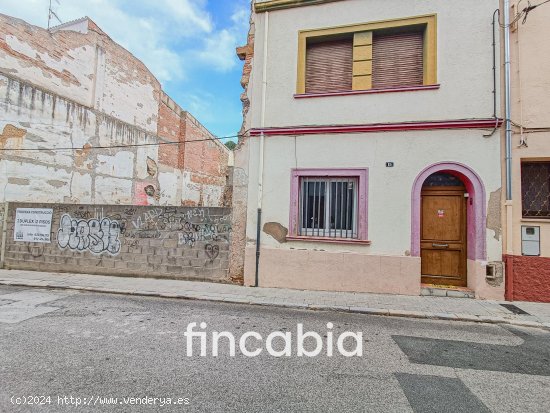 Unifamiliar adosada en venta  en Santa Coloma de Farners - Girona