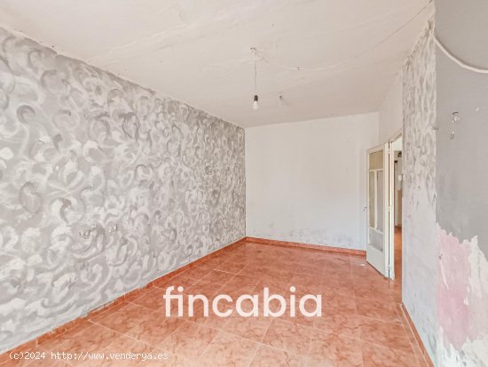 Unifamiliar adosada en venta  en Santa Coloma de Farners - Girona