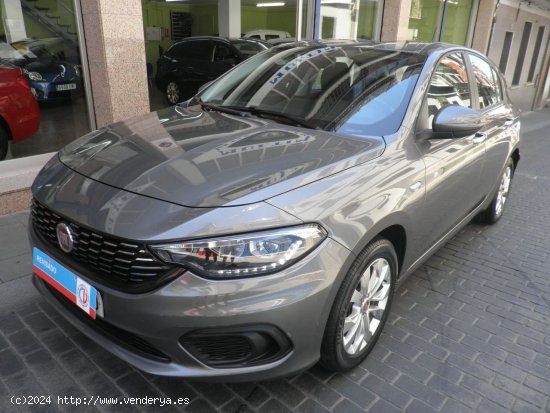 Fiat Tipo 1.4 EASY ETIQ. MEDIOAMBIENTAL VERDE C EURO 6W - Barcelona