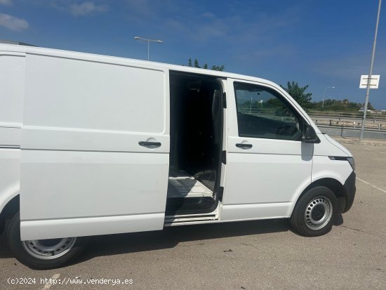 Volkswagen Transporter 2.0 TDI - Alcúdia