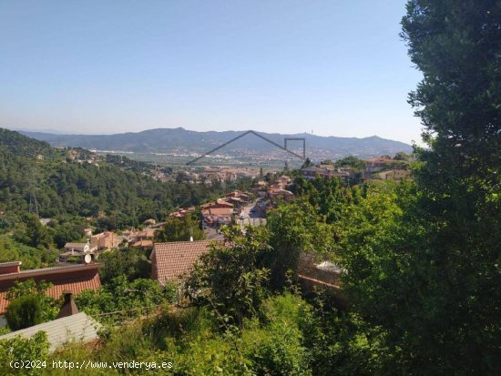 ¡Oportunidad perfecta! terreno con increíbles vistas cerca de Barcelona