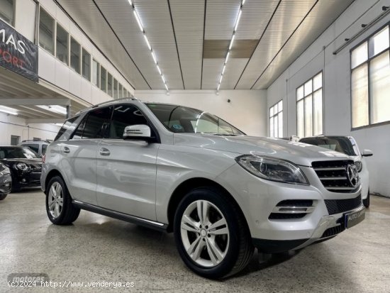 Mercedes Clase M ML 350 CDI BLUETEC 4M 7G PLUS de 2014 con 256.733 Km por 22.990 EUR. en Barcelona