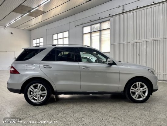 Mercedes Clase M ML 350 CDI BLUETEC 4M 7G PLUS de 2014 con 256.733 Km por 22.990 EUR. en Barcelona