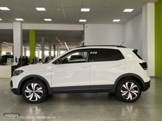 Volkswagen T-Cross Advance 1.0 TSI 81kW (110CV) DSG de 2023 con 8.000 Km por 24.800 EUR. en Malaga