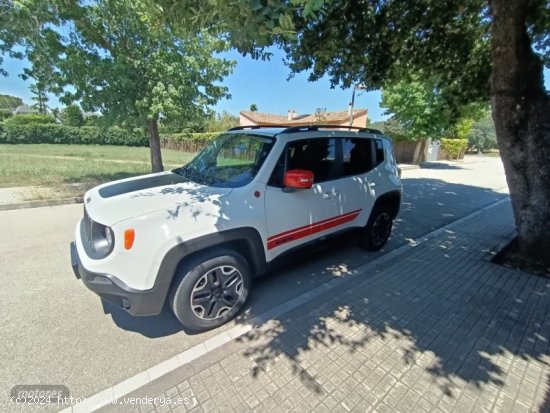 Jeep Renegade 2.0 Mjet 170CV Trailhawk 4x4 Auto 9V E6 de 2015 con 109.000 Km por 17.300 EUR. en Barc