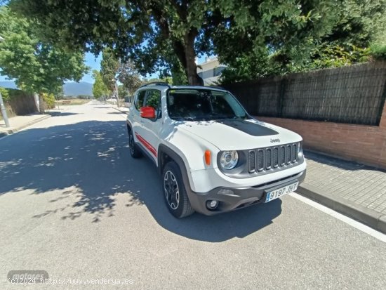 Jeep Renegade 2.0 Mjet 170CV Trailhawk 4x4 Auto 9V E6 de 2015 con 109.000 Km por 17.300 EUR. en Barc