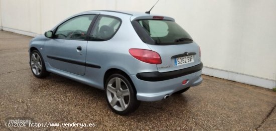 Peugeot 206 Xs 2.0 HDI 90cv de 2003 con 239.139 Km por 3.300 EUR. en Burgos