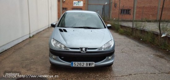 Peugeot 206 Xs 2.0 HDI 90cv de 2003 con 239.139 Km por 3.300 EUR. en Burgos