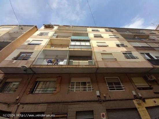  Piso en venta en Calle Santa Otilia, 4º, 03300, Orihuela (Alicante) - ALICANTE 