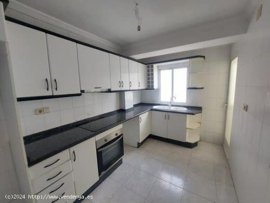 Piso en venta en Calle Santa Otilia, 4º, 03300, Orihuela (Alicante) - ALICANTE