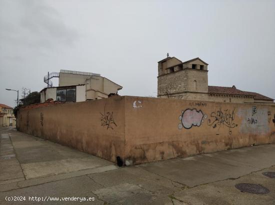 Parcela Urbana Edificable de 220 m2 en zona de Sepulcro. - ZAMORA