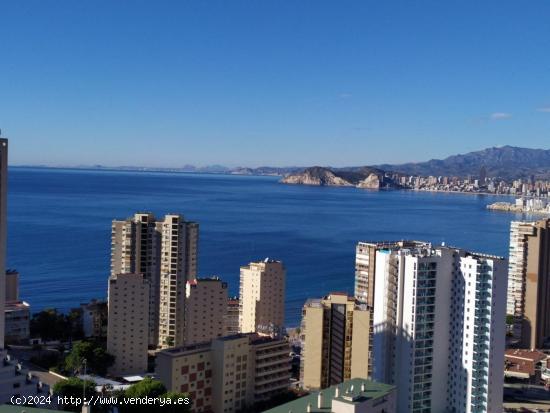 Reformado apartamento con terraza acristalada 12 m2 y vistas espectaculares al mar y Benidorm. - ALI