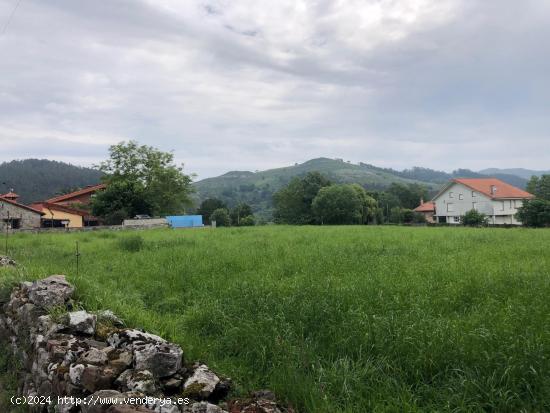 PARCELA URBANA CON PROYECTO EN LA CAVADA - CANTABRIA