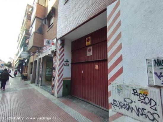 Plaza de garaje de Moto o Coche Pequeño en Villaverde - Madrid - MADRID