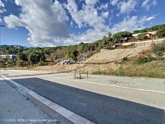 Terreno urbano con vistas al mar en Mataró - BARCELONA