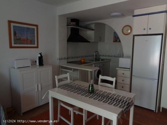 PRECIOSO APARTAMENTO DE DOS PLANTAS SITUADO EN VERA PLAYA - ALMERIA