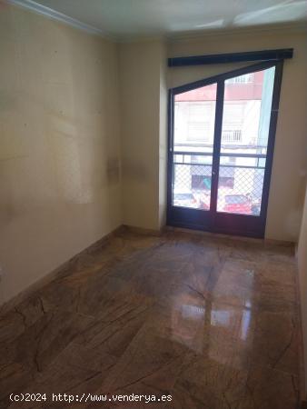 ENTLO COMERCIAL EN ALQUILER - ALICANTE