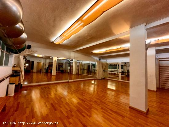 TRASPASO DE EXCELENTE LOCAL COMERCIAL CON ACTIVIDAD GIMNASIO ZONA ENSANCHE - ALICANTE