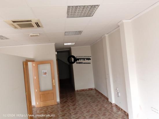 INMOBILIARIA TEJARES ALQUILA MUY BUEN LOCAL COMERCIAL-ZONA PILAR - ALBACETE