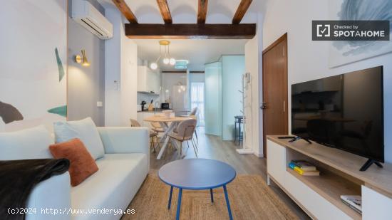 Apartamento de 2 dormitorios en alquiler en Extramurs - VALENCIA