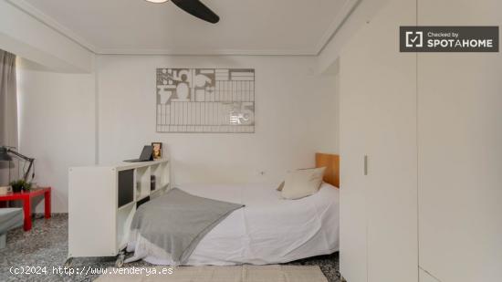 Elegante apartamento estudio con balcón y aire acondicionado en alquiler en Camins al Grau - VALENC