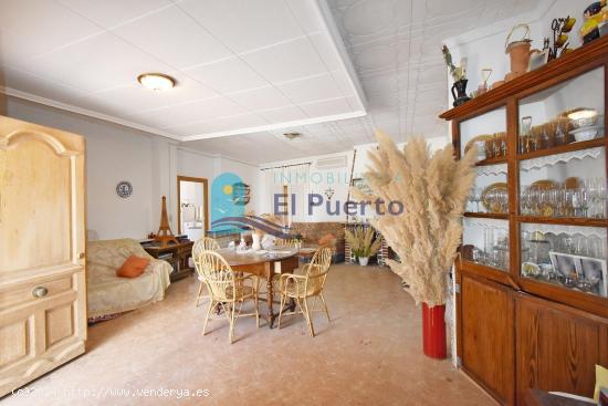 CASA DE CAMPO CON AMPLIA PARCELA EN CUEVAS DE REYLLO - REF 1235 - MURCIA