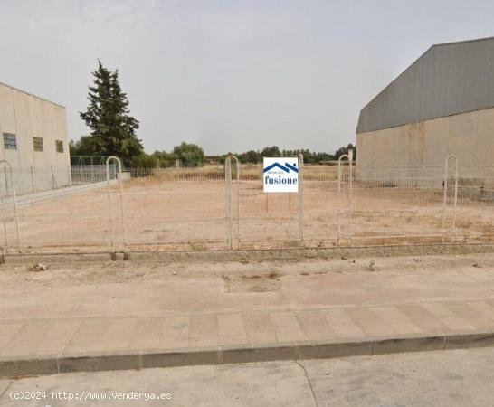 SOLAR POLIGONO INDUSTRIAL OESTE - MURCIA