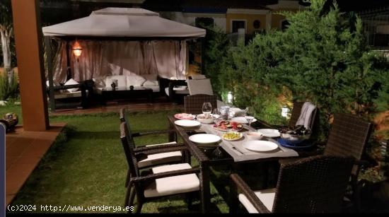 CHALET ADOSADO EN GUADALMINA ALTA - MARBELLA - MALAGA