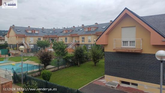  Duplex en urbanización privada con piscina - CANTABRIA 