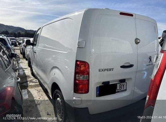 Peugeot Expert 1.6 BlueHDI 95CV de 2019 con 67.000 Km por 14.995 EUR. en Girona