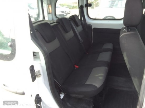 Renault Kangoo 1.5 DCI 5 PLAZAS. de 2018 con 152.000 Km por 9.000 EUR. en Murcia