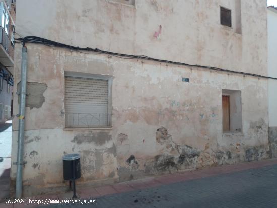  2 EDIFICIOS UNIFMILIARES EN VENTA EN ASPE (CENTRO) - ALICANTE 