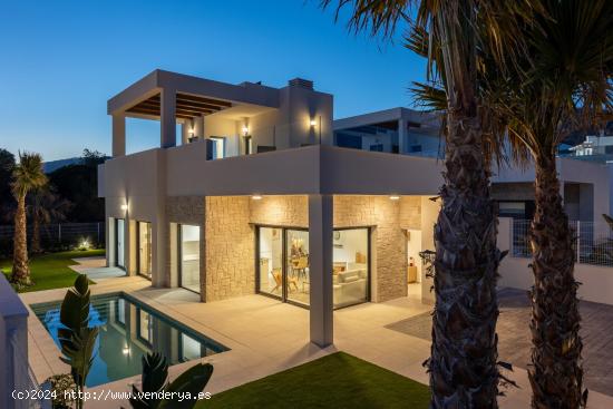 ✓Villa de Obra Nueva con Piscina en Finestrat, Costa Blanca. - ALICANTE