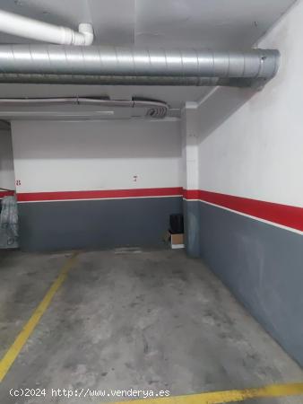 Plaza de Parking en zona colegios!!! - BARCELONA