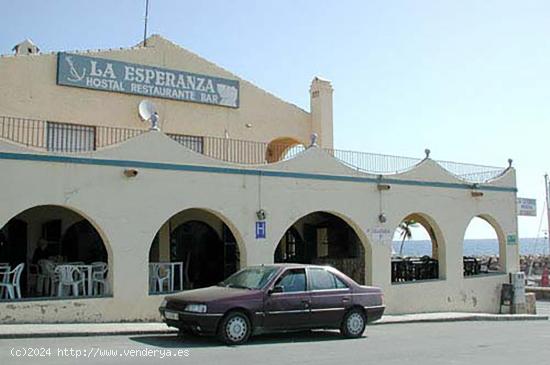 HOSTAL LA ESPERANZA UBICADO EN VILLARICOS ,FRE NTE AL MAR - ALMERIA