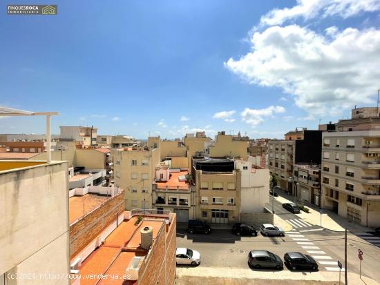 Espectalar Atico Duplex de 3 Dormitorios Dobles, 2 Baños y Amplia Terraza con Barbacoa - TARRAGONA